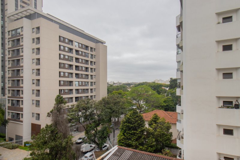 ALUGA-SE LINDO APARTAMENTO - 4 QUARTOS &ndash; 3 VAGAS - 250 M&sup2; Rua Otávio Tarquínio de Sousa São Paulo - 