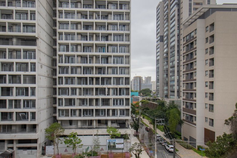 ALUGA-SE LINDO APARTAMENTO - 4 QUARTOS &ndash; 3 VAGAS - 250 M&sup2; Rua Otávio Tarquínio de Sousa São Paulo - 