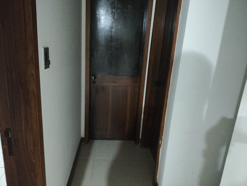 APARTAMENTO 3 QUARTOS  VARANDA DEPEND&Ecirc;NCIA COMPLETA GARAGEM PARA 2 CARROS &Agrave; VENDA NA GRA&Ccedil;A Rua Engenheiro Celso Torres Salvador - 