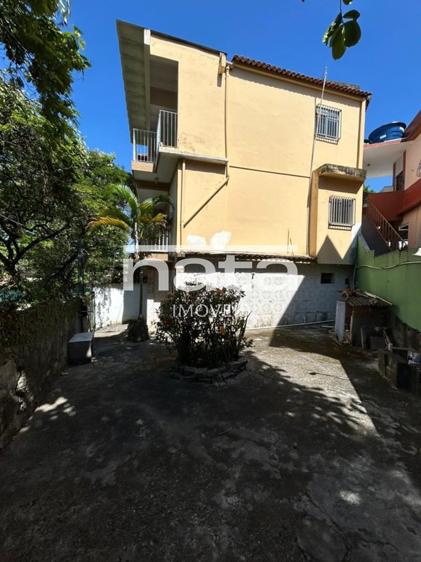 Casa | 178m² | Jardim 25 de Agosto | Locação Rua Augusto dos Anjos Duque de Caxias - 