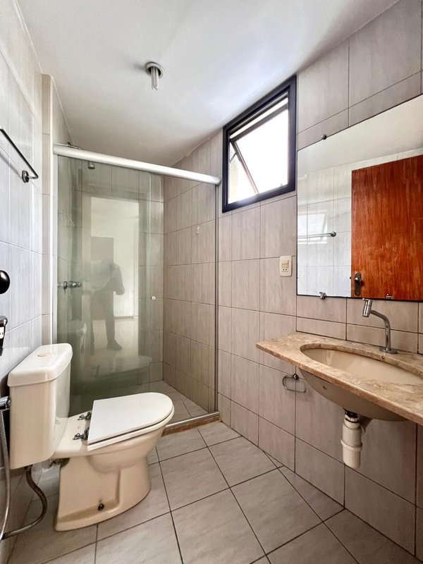 APARTAMENTO 3 QUARTOS 2 SU&Iacute;TES VARANDA LAVABO PISCINA SAUNA 2 GARAGENS &Agrave; VENDA NA GRA&Ccedil;A! Rua da Graça Salvador - 