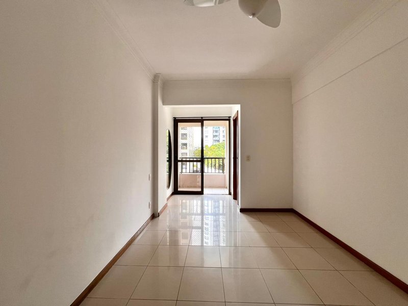 APARTAMENTO 3 QUARTOS 2 SU&Iacute;TES VARANDA LAVABO PISCINA SAUNA 2 GARAGENS &Agrave; VENDA NA GRA&Ccedil;A! Rua da Graça Salvador - 