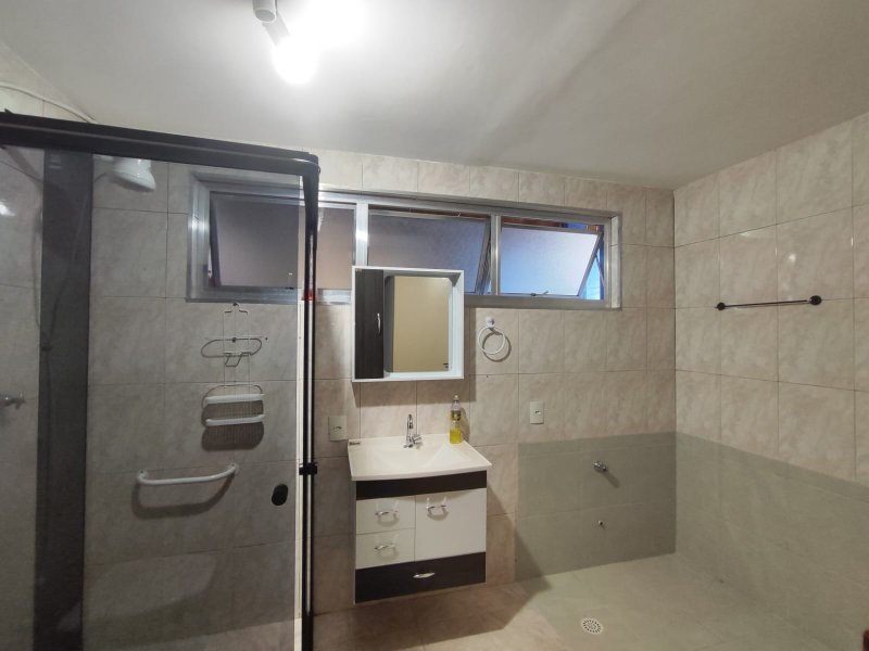 Sbrado 3 dormitórios- Brás Cubas  Mogi das Cruzes - 