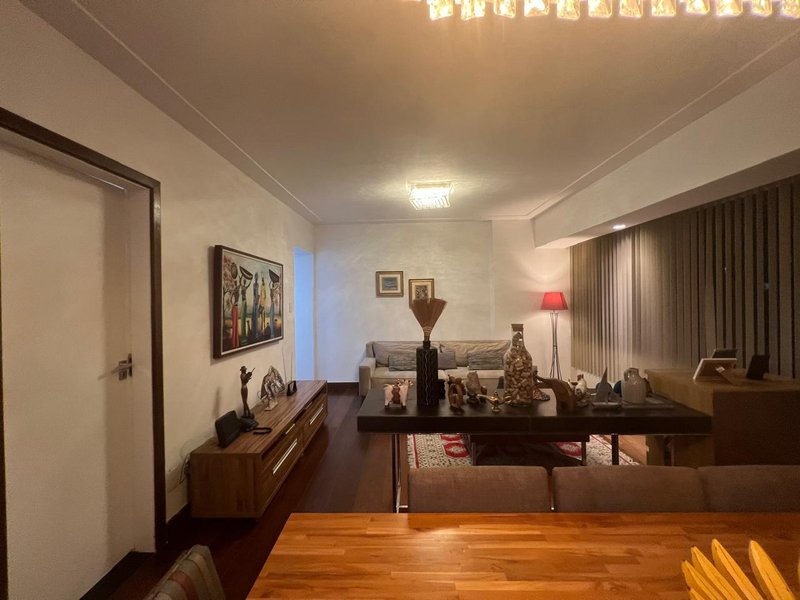 APARTAMENTO VISTA MAR PARCIAL 2 QUARTOS SU&Iacute;TE GABINETE GARAGEM &Agrave; VENDA NA GRA&Ccedil;A! Rua Humberto de Campos Salvador - 