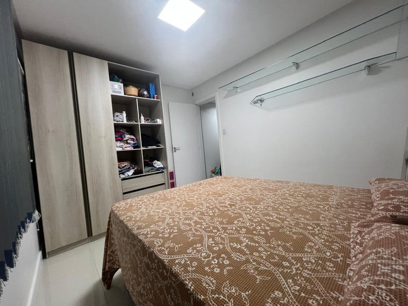 APARTAMENTO VISTA MAR PARCIAL 2 QUARTOS SU&Iacute;TE GABINETE GARAGEM &Agrave; VENDA NA GRA&Ccedil;A! Rua Humberto de Campos Salvador - 