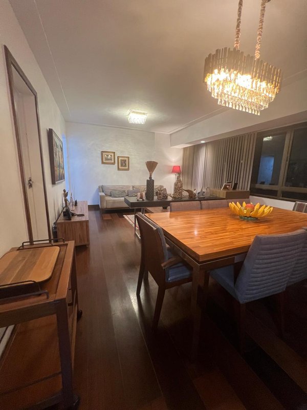 APARTAMENTO VISTA MAR PARCIAL 2 QUARTOS SU&Iacute;TE GABINETE GARAGEM &Agrave; VENDA NA GRA&Ccedil;A! Rua Humberto de Campos Salvador - 