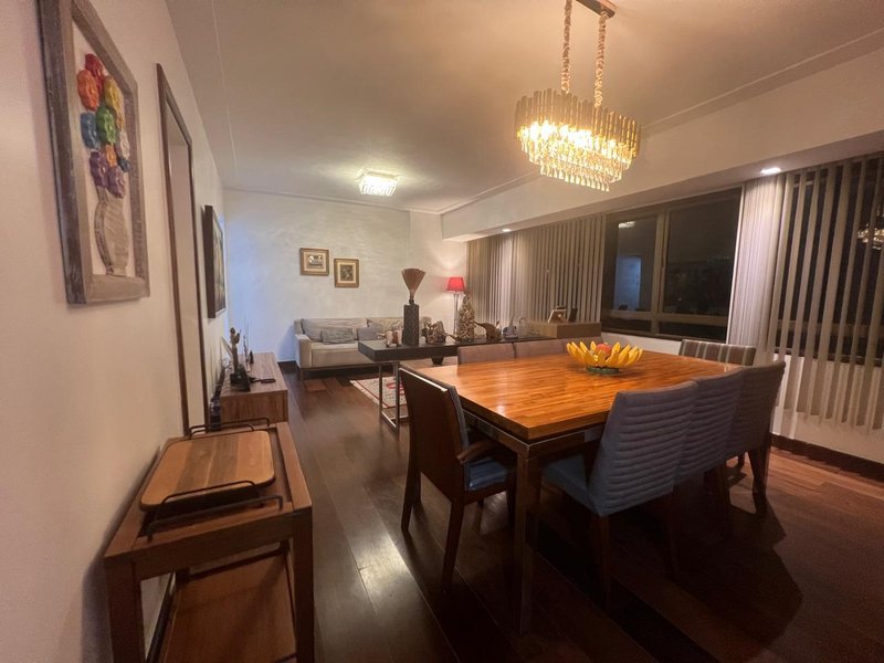 APARTAMENTO VISTA MAR PARCIAL 2 QUARTOS SU&Iacute;TE GABINETE GARAGEM &Agrave; VENDA NA GRA&Ccedil;A! Rua Humberto de Campos Salvador - 