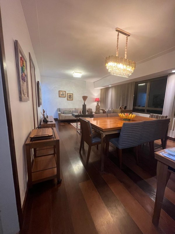 APARTAMENTO VISTA MAR PARCIAL 2 QUARTOS SU&Iacute;TE GABINETE GARAGEM &Agrave; VENDA NA GRA&Ccedil;A! Rua Humberto de Campos Salvador - 