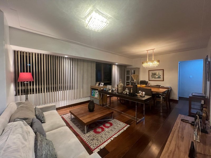 APARTAMENTO VISTA MAR PARCIAL 2 QUARTOS SU&Iacute;TE GABINETE GARAGEM &Agrave; VENDA NA GRA&Ccedil;A! Rua Humberto de Campos Salvador - 