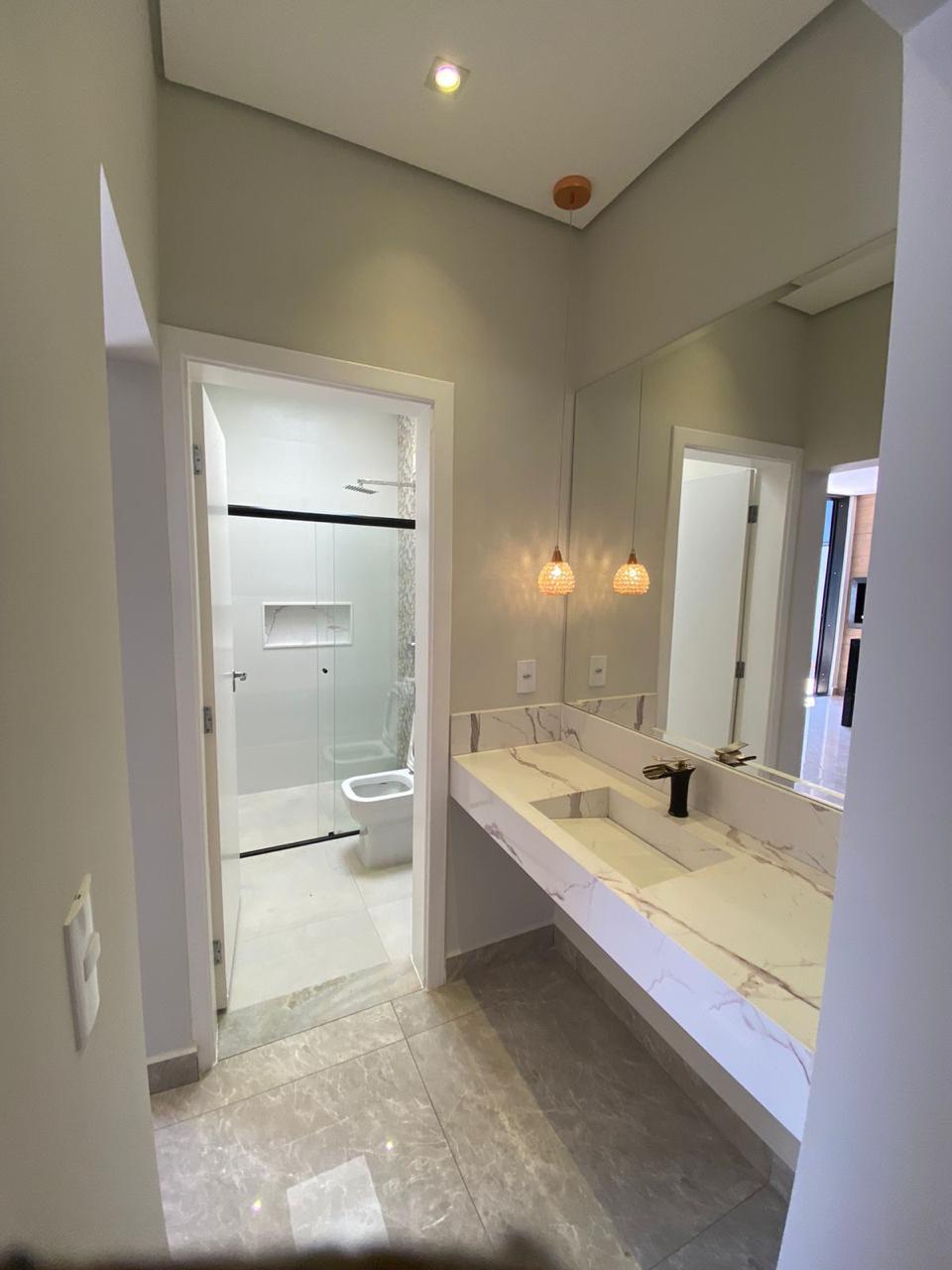 Casa com 3 dormit&oacute;rios,250 m&sup2; - Alphaville Nova Esplanada IV - Votorantim - SP Alameda Nova Zelândia Votorantim - 