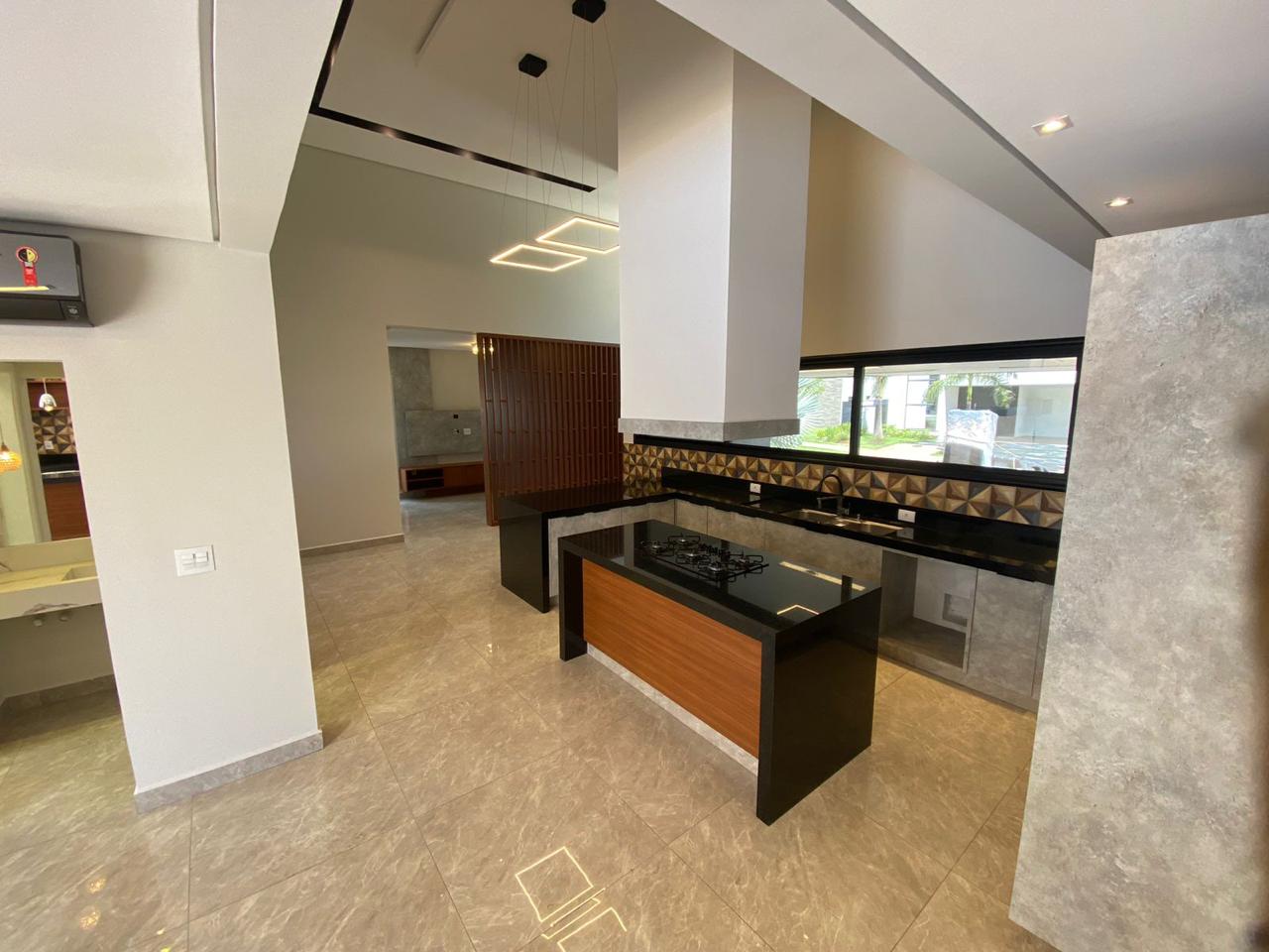 Casa com 3 dormit&oacute;rios,250 m&sup2; - Alphaville Nova Esplanada IV - Votorantim - SP Alameda Nova Zelândia Votorantim - 