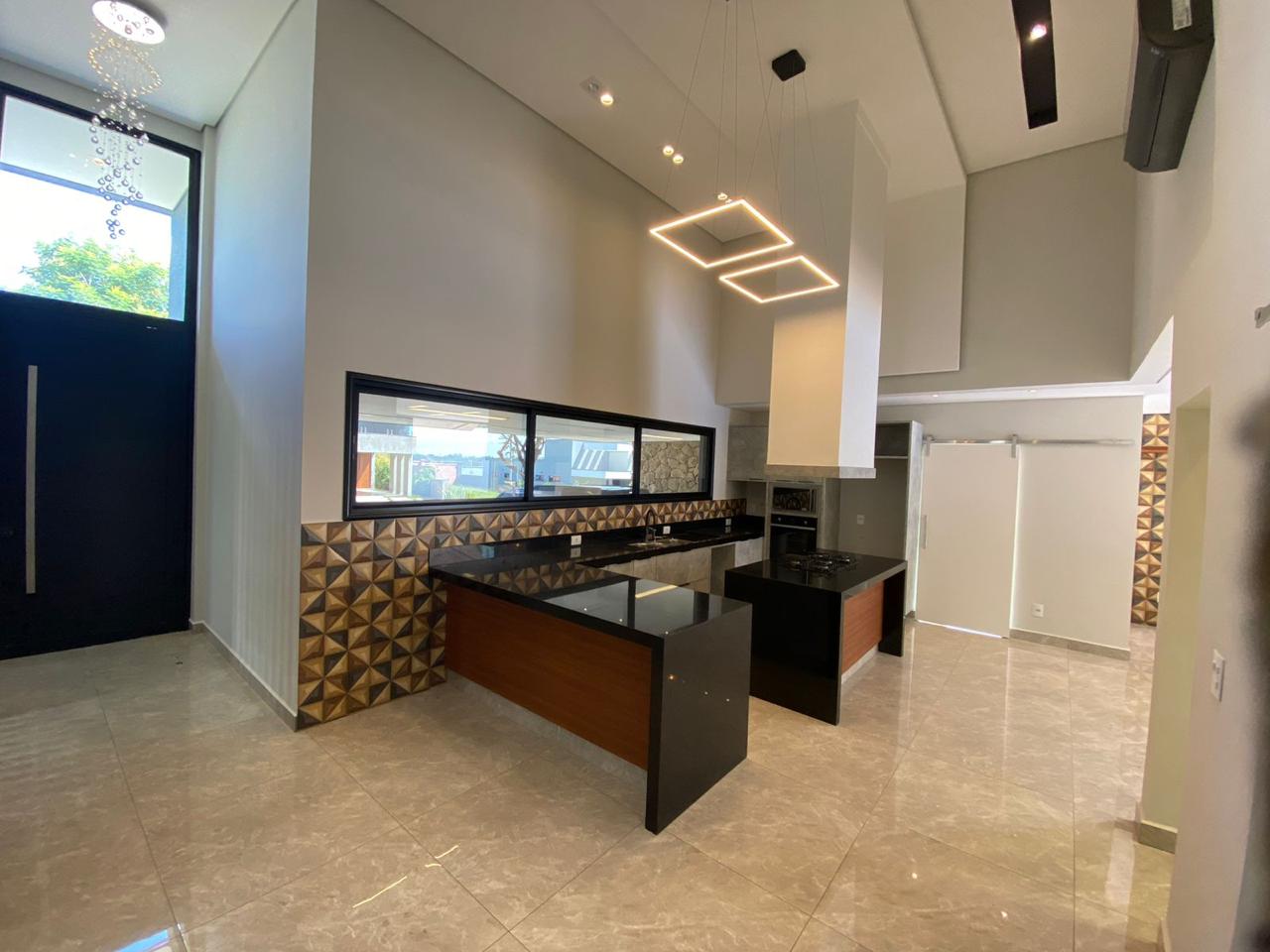 Casa com 3 dormit&oacute;rios,250 m&sup2; - Alphaville Nova Esplanada IV - Votorantim - SP Alameda Nova Zelândia Votorantim - 