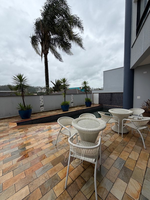 Casa no Condomínio Swiss Park em SBC  - 530m2 -  03 Suítes amplas - 06 vagas Avenida Omar Daibert São Bernardo do Campo - 