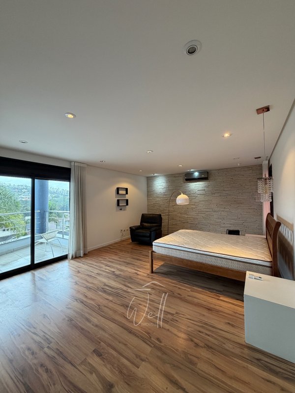 Casa no Condomínio Swiss Park em SBC  - 530m2 -  03 Suítes amplas - 06 vagas Avenida Omar Daibert São Bernardo do Campo - 