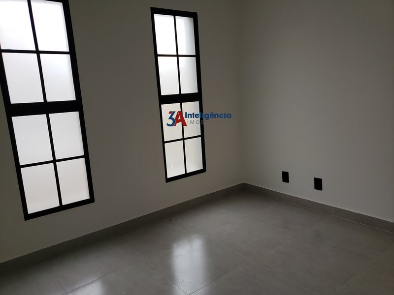 SOBRADO EM CONDOMÍNIO JARDIM EUROPA – SOROCABA Rua Finlândia Sorocaba - 