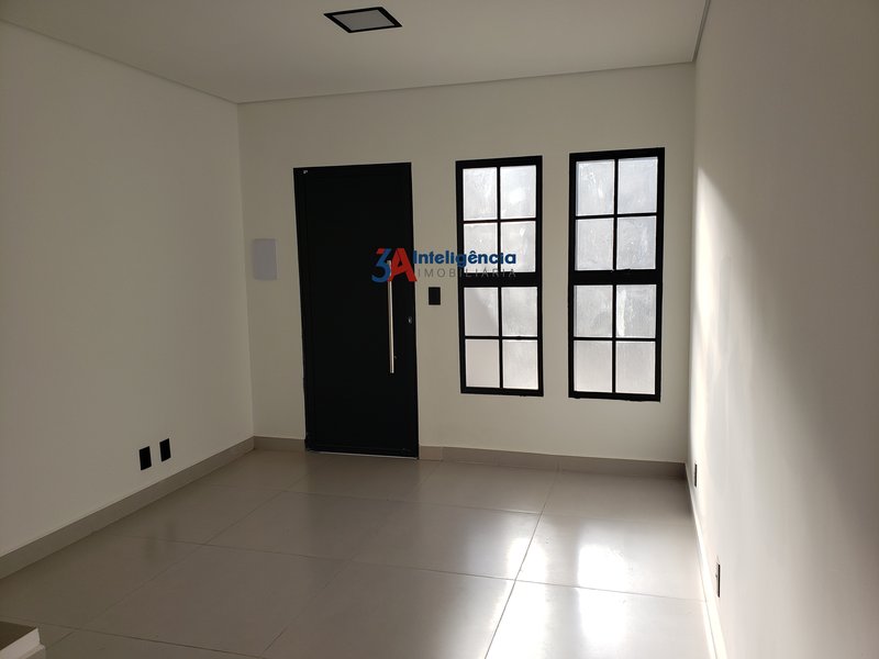 SOBRADO EM CONDOMÍNIO JARDIM EUROPA – SOROCABA Rua Finlândia Sorocaba - 