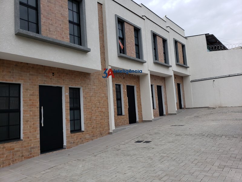 SOBRADO EM CONDOMÍNIO JARDIM EUROPA – SOROCABA Rua Finlândia Sorocaba - 