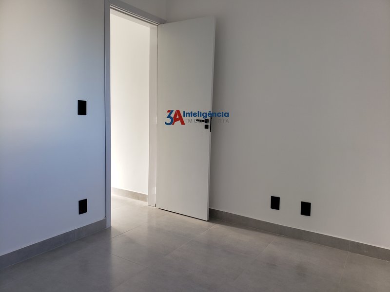 SOBRADO EM CONDOMÍNIO JARDIM EUROPA – SOROCABA Rua Finlândia Sorocaba - 