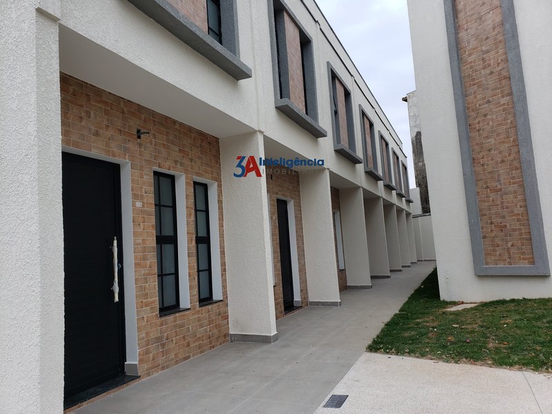 SOBRADO EM CONDOMÍNIO JARDIM EUROPA – SOROCABA Rua Finlândia Sorocaba - 