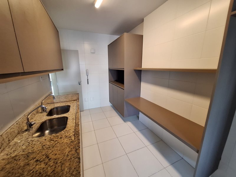 APARTAMENTO ALTO PADR&Atilde;O 4 SU&Iacute;TES CLOSETS VARANDA GOURMET ACADEMIA 3 GARAGENS VENDA GRA&Ccedil;A! Rua Manoel Barreto Salvador - 