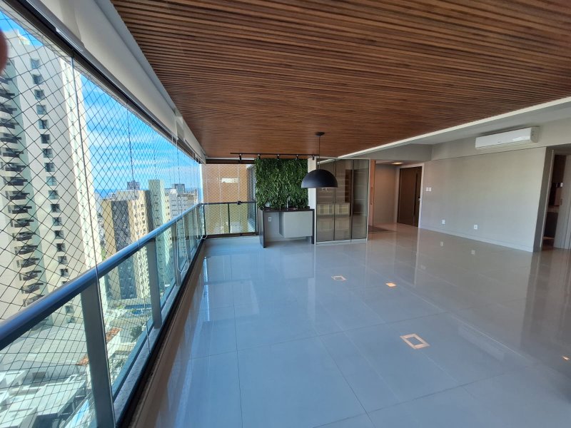 APARTAMENTO ALTO PADR&Atilde;O 4 SU&Iacute;TES CLOSETS VARANDA GOURMET ACADEMIA 3 GARAGENS VENDA GRA&Ccedil;A! Rua Manoel Barreto Salvador - 