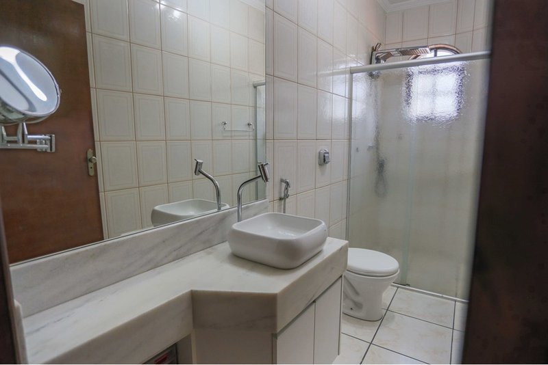 Casa &agrave; venda, 136m - 2 Dorm. 1 su&iacute;te - 2 vagas, espa&ccedil;o gourmet com churrasqueira - R$ 460k Avenida Padre Joaquim Gonçalves Pacheco Sorocaba - 