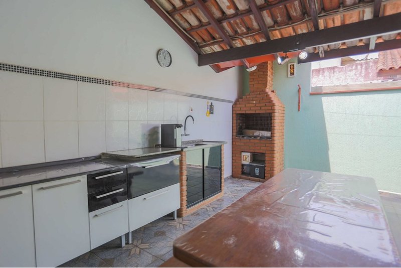 Casa &agrave; venda, 136m - 2 Dorm. 1 su&iacute;te - 2 vagas, espa&ccedil;o gourmet com churrasqueira - R$ 460k Avenida Padre Joaquim Gonçalves Pacheco Sorocaba - 