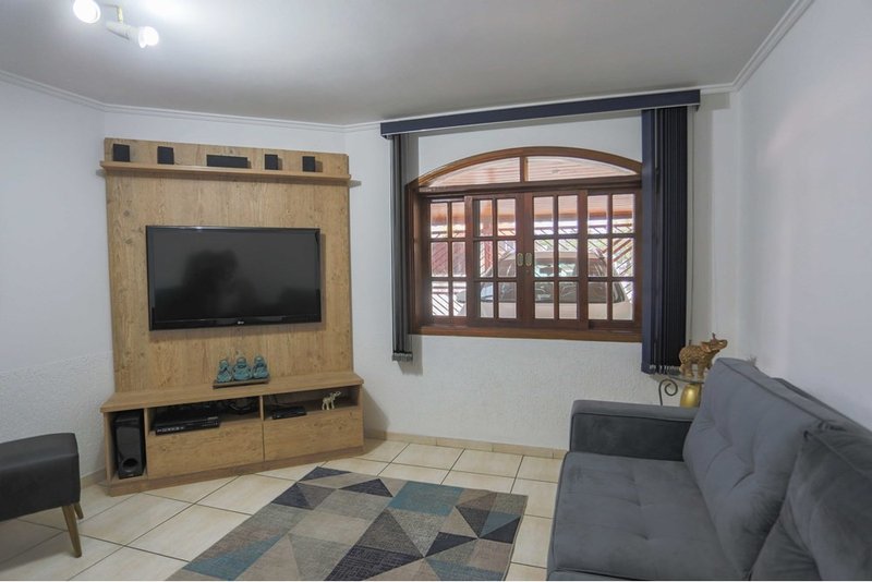 Casa &agrave; venda, 136m - 2 Dorm. 1 su&iacute;te - 2 vagas, espa&ccedil;o gourmet com churrasqueira - R$ 460k Avenida Padre Joaquim Gonçalves Pacheco Sorocaba - 