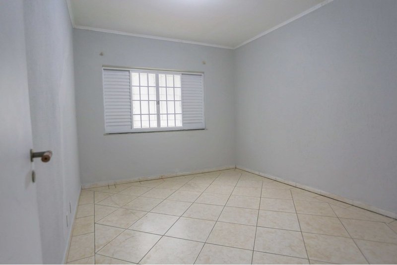 Casa &agrave; VENDA - 342m - 3 Dorm. 1 Suite - R$ 495.000 - Jardim Simus - Sorocaba SP Alameda dos Antúrios Sorocaba - 