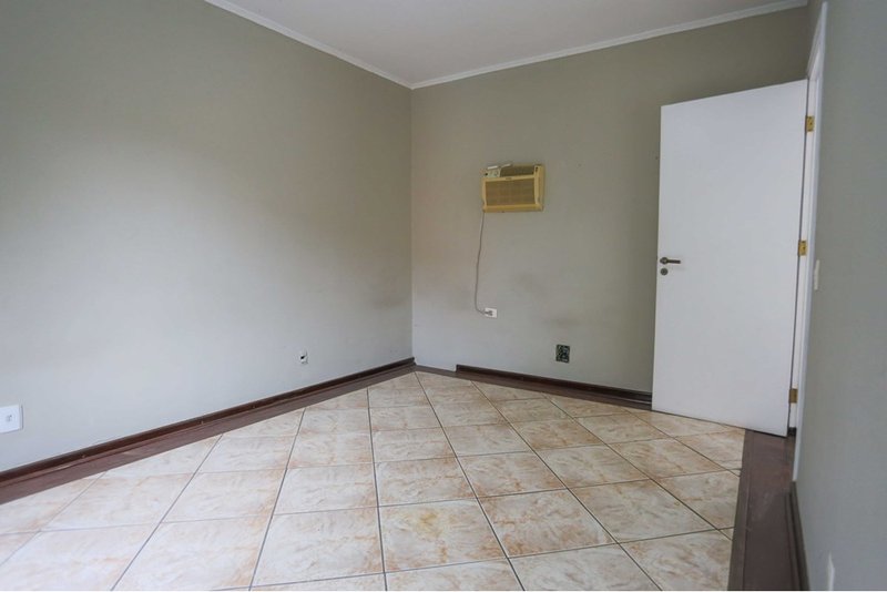 Casa &agrave; VENDA - 342m - 3 Dorm. 1 Suite - R$ 495.000 - Jardim Simus - Sorocaba SP Alameda dos Antúrios Sorocaba - 
