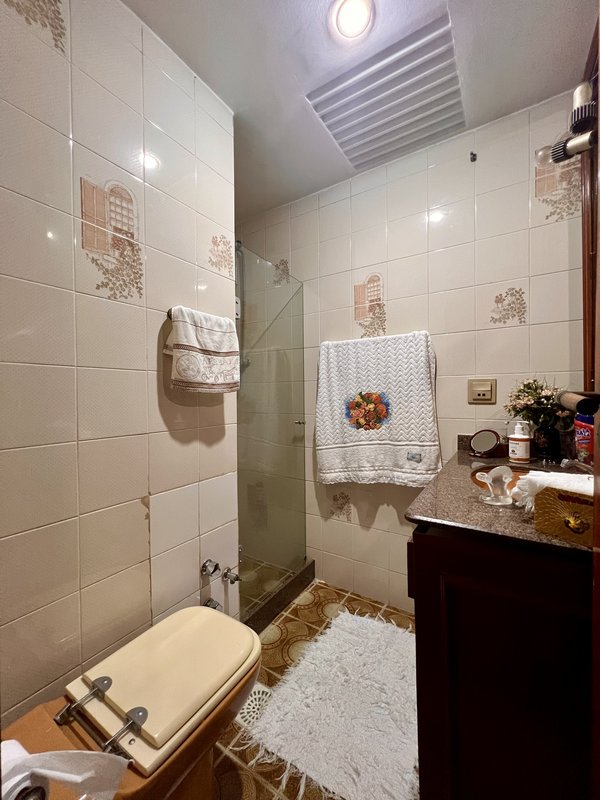 Cobertura linear com 3 su&iacute;tes no Jardim Oce&acirc;nico  Rio de Janeiro - 