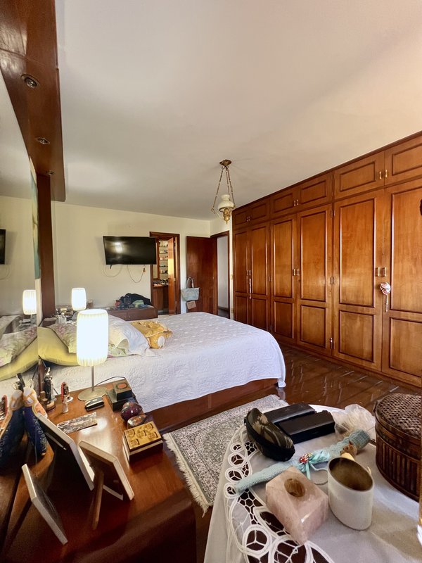 Cobertura linear com 3 su&iacute;tes no Jardim Oce&acirc;nico  Rio de Janeiro - 