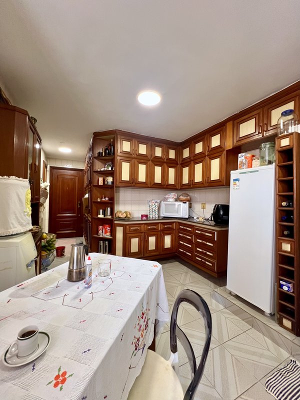 Cobertura linear com 3 su&iacute;tes no Jardim Oce&acirc;nico  Rio de Janeiro - 