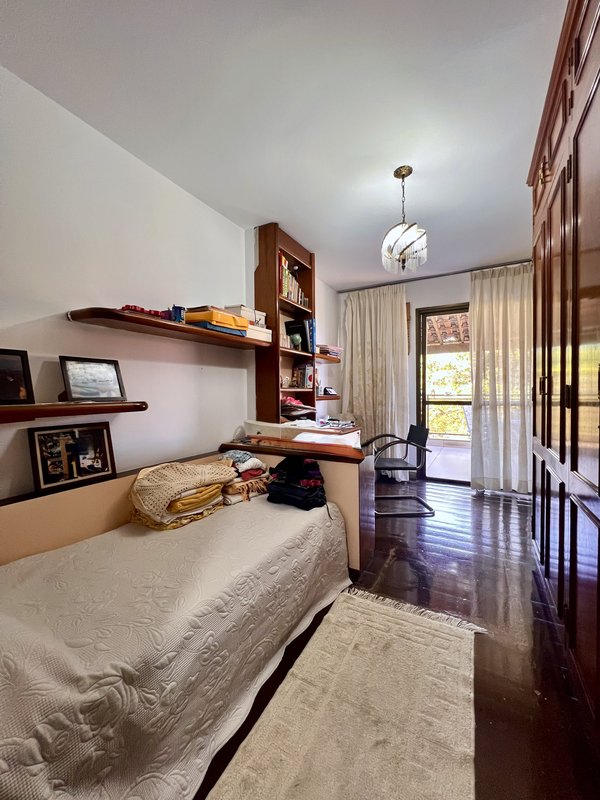 Cobertura linear com 3 su&iacute;tes no Jardim Oce&acirc;nico  Rio de Janeiro - 