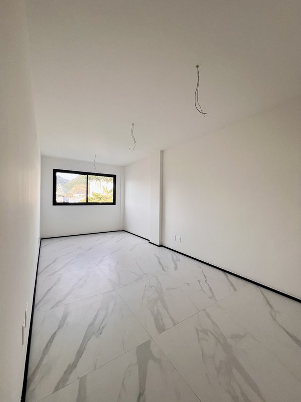 Cobertura duplex de primeira loca&ccedil;&atilde;o no Jardim Oce&acirc;nico  Rio de Janeiro - 