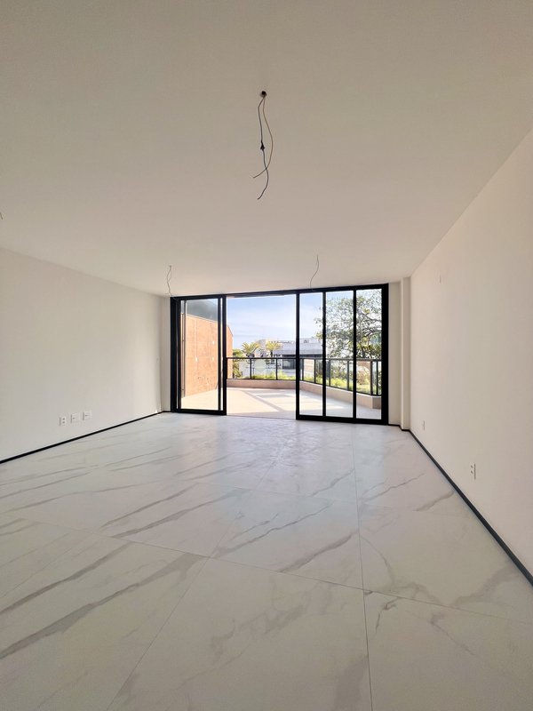 Cobertura duplex de primeira loca&ccedil;&atilde;o no Jardim Oce&acirc;nico  Rio de Janeiro - 