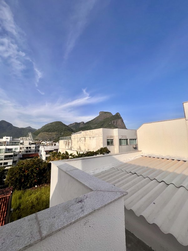 Cobertura duplex de primeira loca&ccedil;&atilde;o no Jardim Oce&acirc;nico  Rio de Janeiro - 