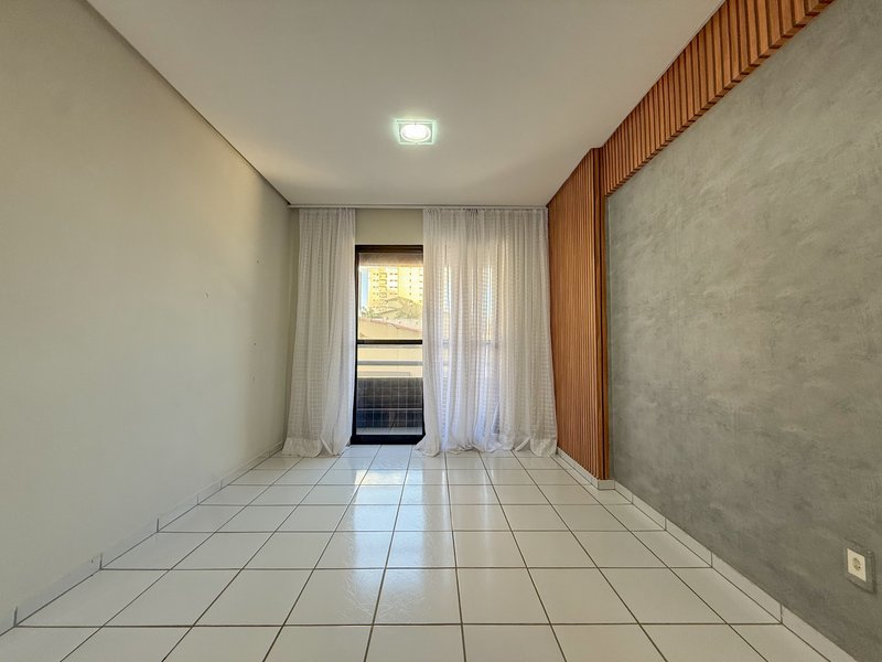 Apartamento Residencial Lincoln - Candelária Rua Lafayete Lamartine Natal - 