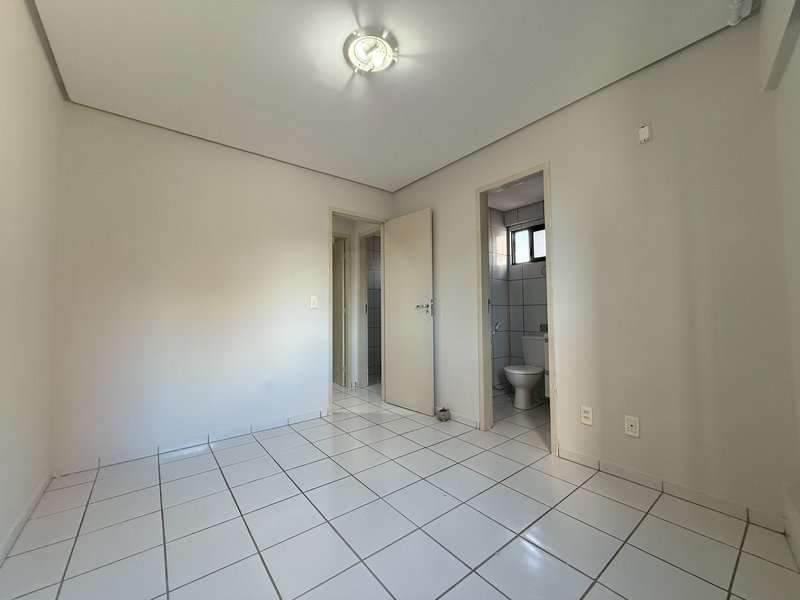 Apartamento Residencial Lincoln - Candelária Rua Lafayete Lamartine Natal - 