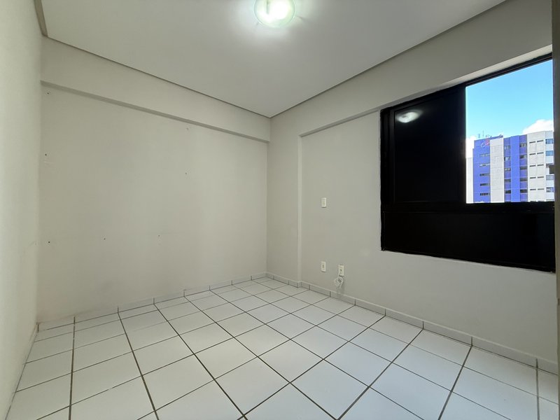 Apartamento Residencial Lincoln - Candelária Rua Lafayete Lamartine Natal - 