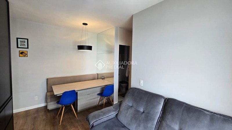 Apartamento 2 dormit&oacute;rios com su&iacute;te ? Condom&iacute;nio Suit, Bairro Planalto, S&atilde;o Bernardo do Ca Avenida Dom Jaime de Barros Câmara São Bernardo do Campo - 