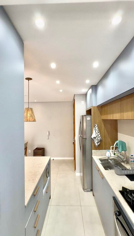 R$ 850.000 - NOVO - 610 CASEMIRO - &Oacute;TIMO APARTAMENTO - 64M2 - 2 DORM - SU&Iacute;TE - 1 VAGA Rua Casemiro de Abreu Porto Alegre - 