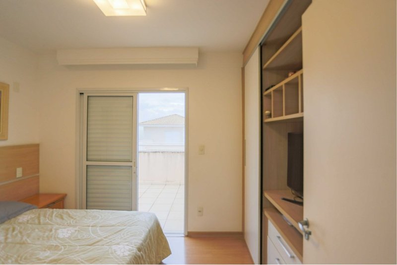 Casa &agrave; VENDA, 274m - 3 su&iacute;tes - condom&iacute;nio Villa D'ampezzo - Parque Campolim - Sorocaba SP Rua Osmar Montanham Sorocaba - 