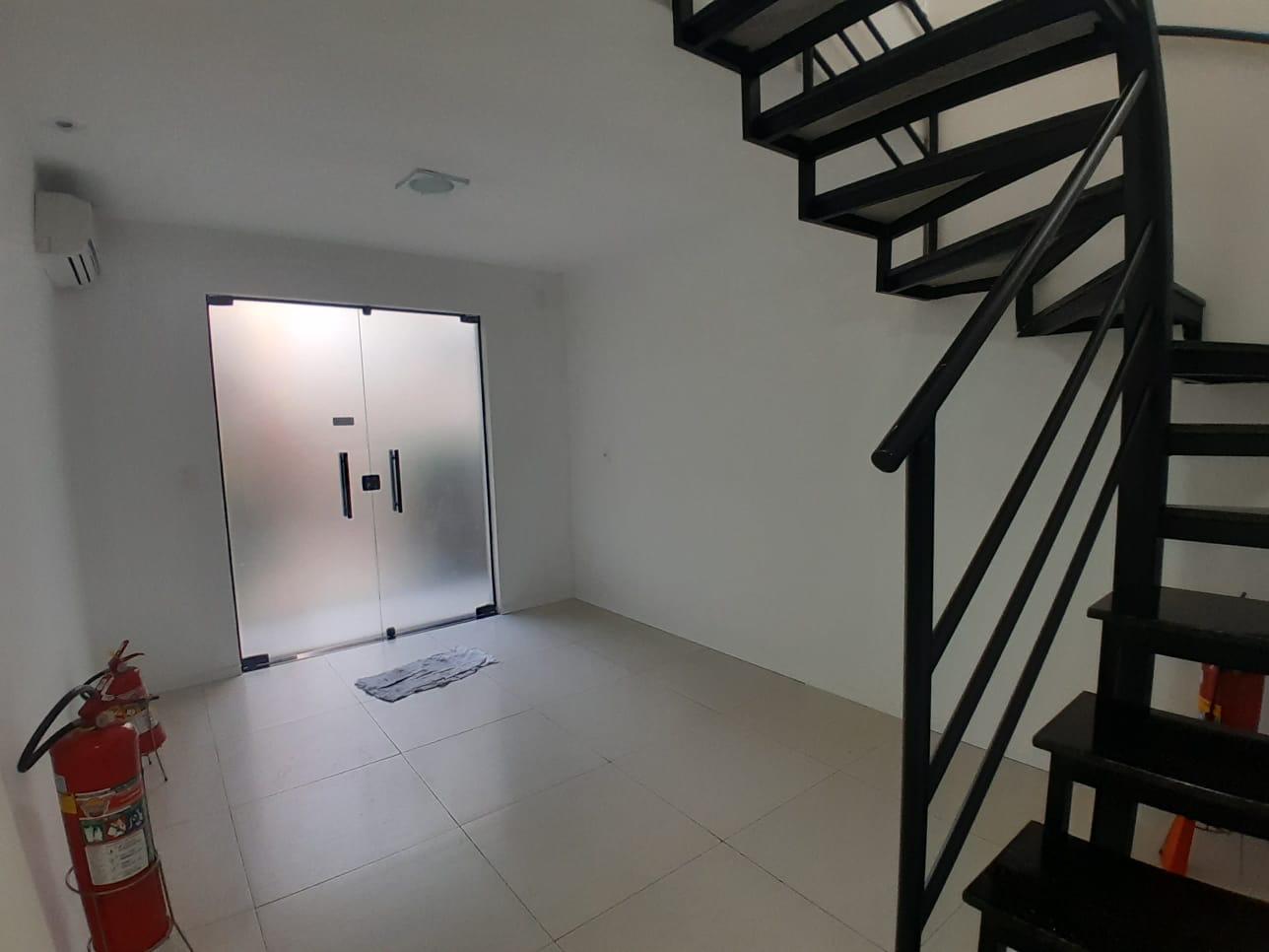 Sala comercial,140m&sup2; - Parque Campolim - Sorocaba - SP Avenida Mário Campolim Sorocaba - 