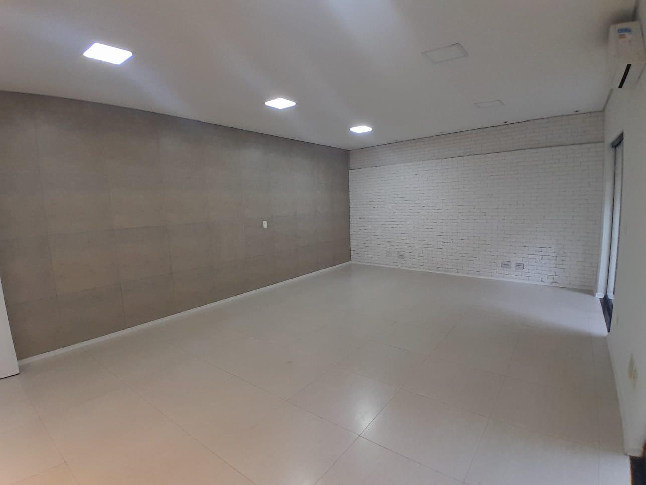 Sala comercial,140m&sup2; - Parque Campolim - Sorocaba - SP Avenida Mário Campolim Sorocaba - 