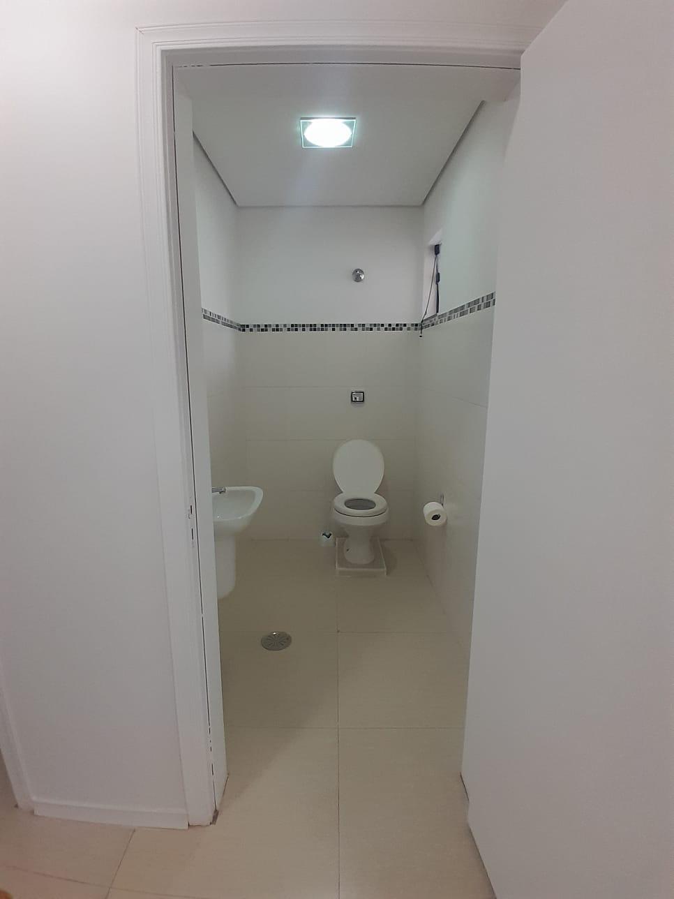 Sala comercial,140m&sup2; - Parque Campolim - Sorocaba - SP Avenida Mário Campolim Sorocaba - 