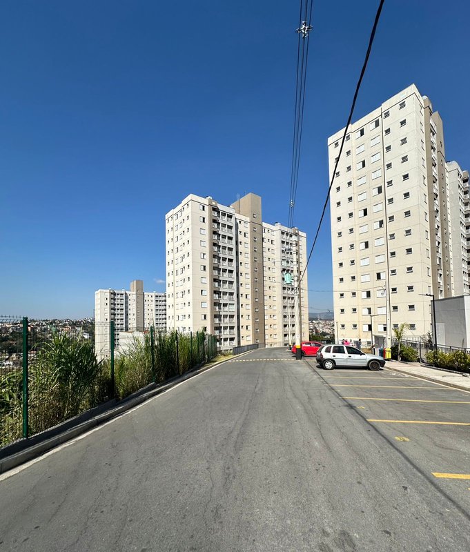 Apartamento &ndash; Residencial Coliseum Rua Francisco Grecco Franco da Rocha - 