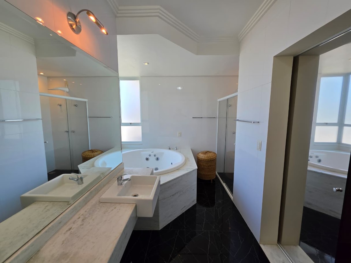 Casa com 3 dormit&oacute;rios &agrave; venda,270 m&sup2; - Condom&iacute;nio Villa dos Inglezes - Sorocaba - SP Avenida Lauro Miguel Sacker Sorocaba - 