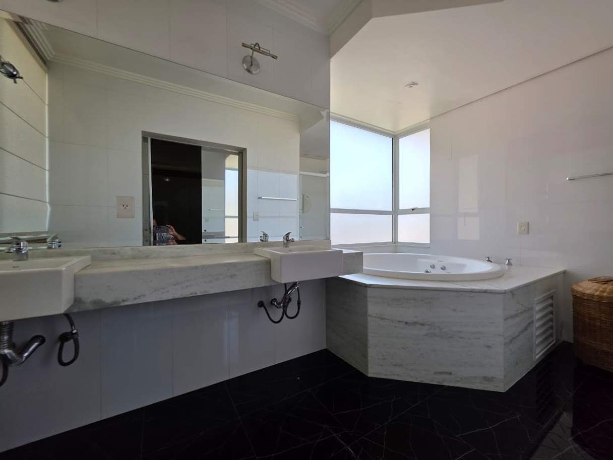 Casa com 3 dormit&oacute;rios &agrave; venda,270 m&sup2; - Condom&iacute;nio Villa dos Inglezes - Sorocaba - SP Avenida Lauro Miguel Sacker Sorocaba - 