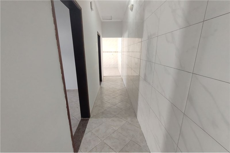 Casa T&eacute;rrea &agrave; Venda - 216m - R$ 420.000 - Totalmente Reformada - Vila Carvalho - Sorocaba Rua Voluntários da Pátria Sorocaba - 